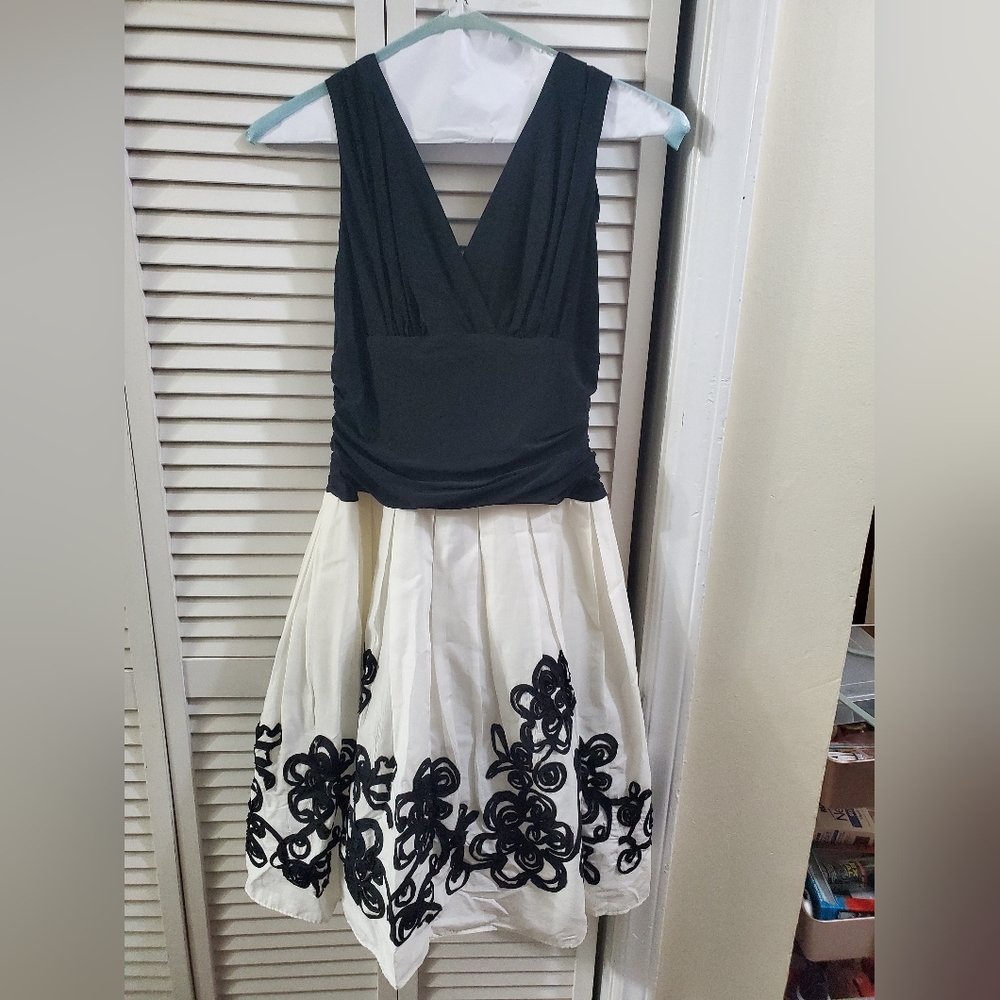 SLFashion Vintage 90s Party Dress size 12p black and white